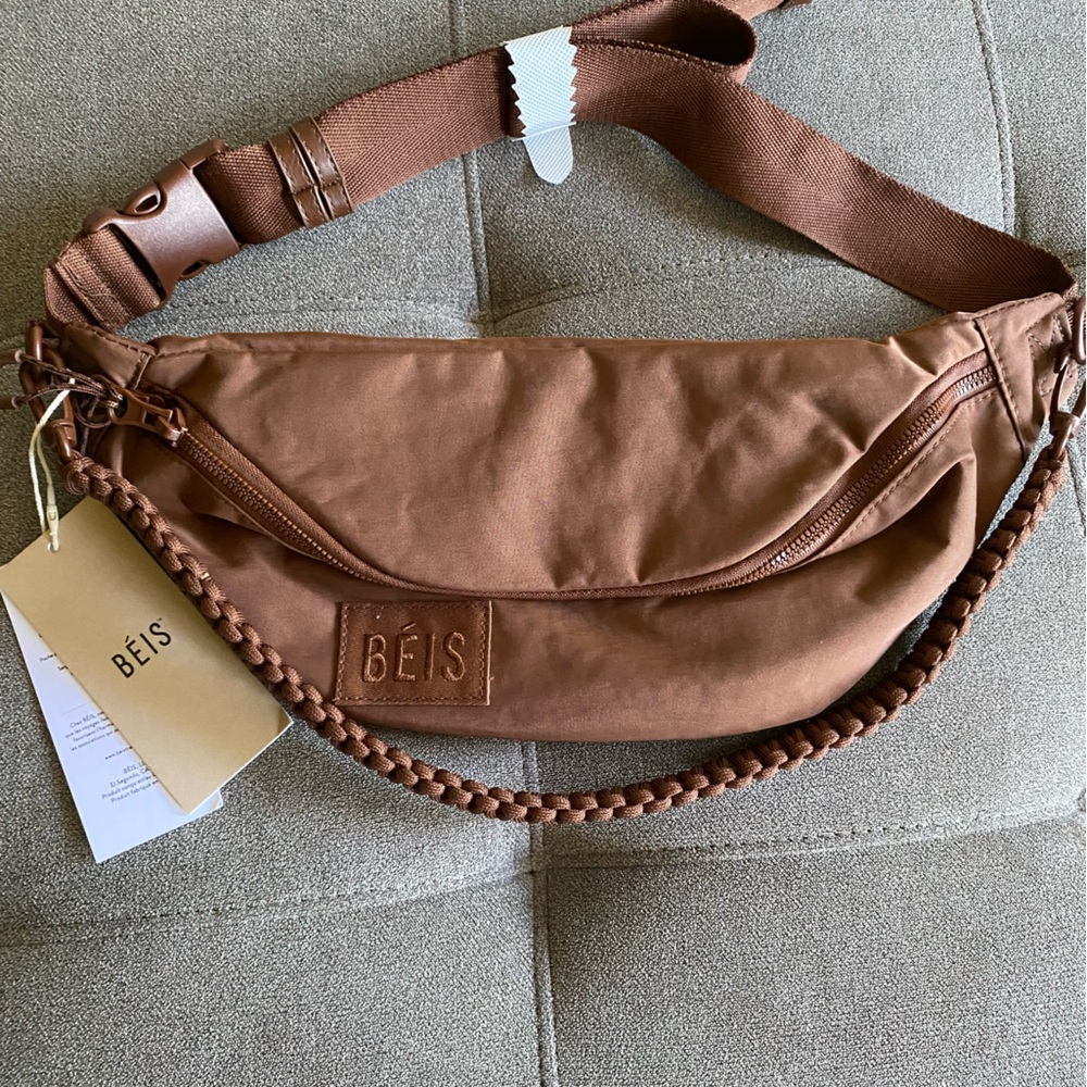 Beis Sports Bag
